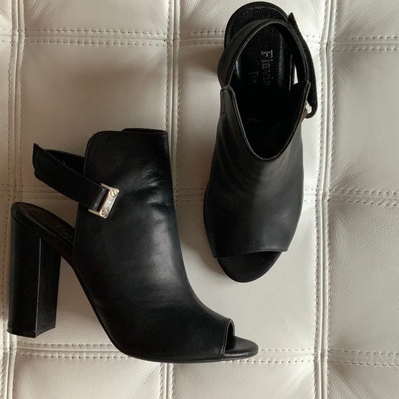 Flavia Passini open toe black genuine leather 4” block heel size 7.5 - Picture 1 of 9